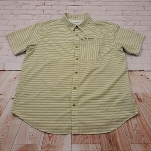 Columbia Shirt Mens XL Green Hiking Travel Outdoor Fish Vented Short Sleeve